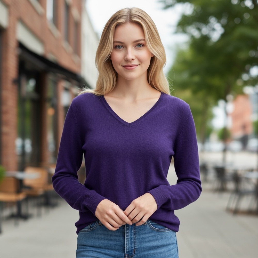 Silvana Women’s Purple 100% Merino Wool V-Neck Sweater Size Large Made in Italy